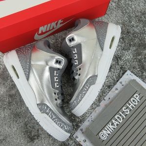 Nike Air Jordan 3 Premium Sneakers